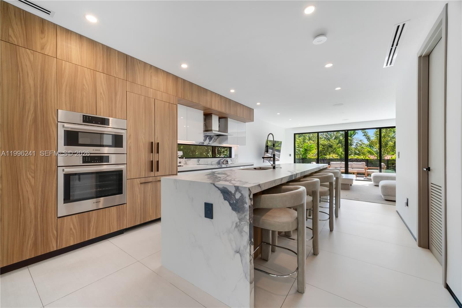 420 SW 15th Road 420, Miami, FL 33129, Miami