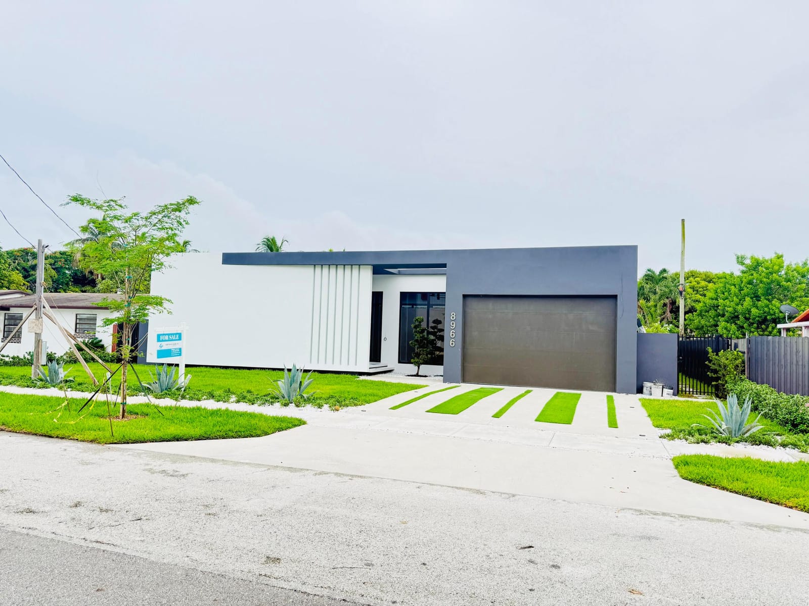 8966 SW 40th Terrace, Miami, FL 33165