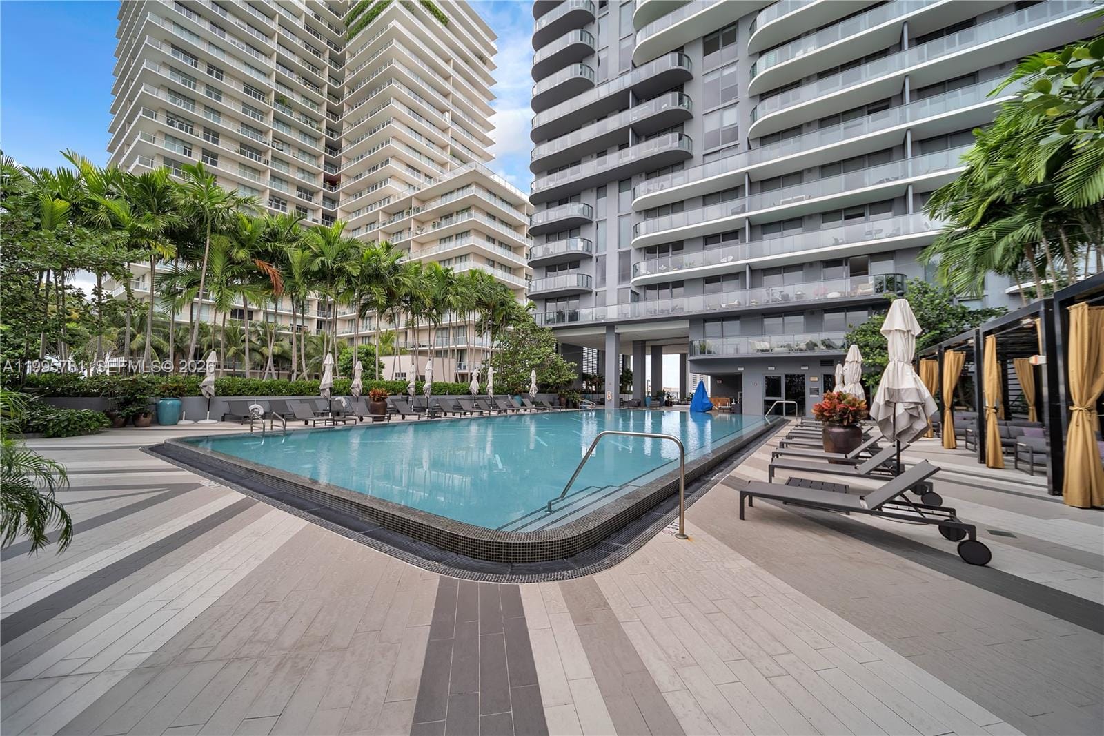 121 NE 34th Street L606, Miami, FL 33137 photo 18