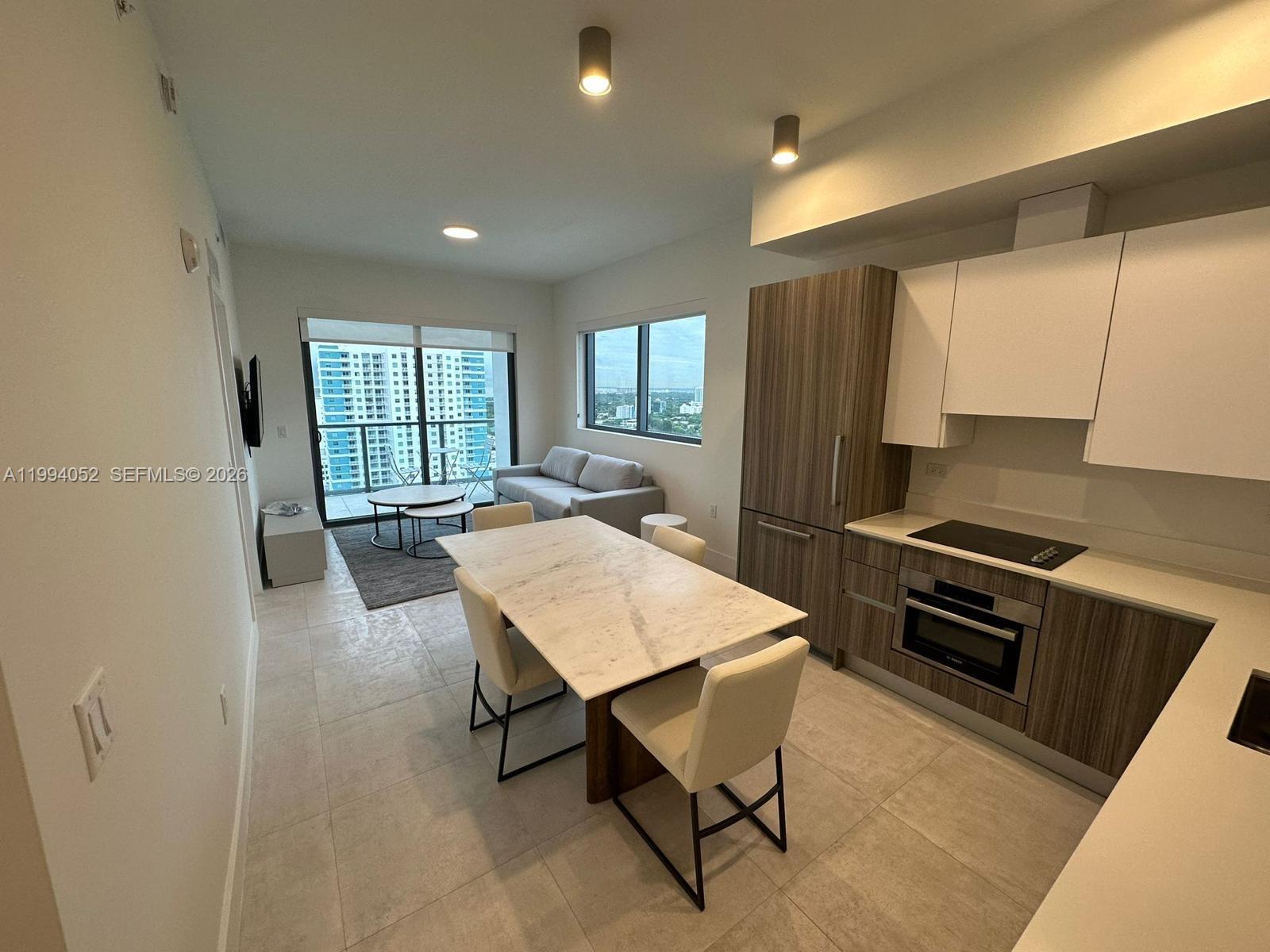 239 SW 9th Street 2002, Miami, FL 33130, Miami