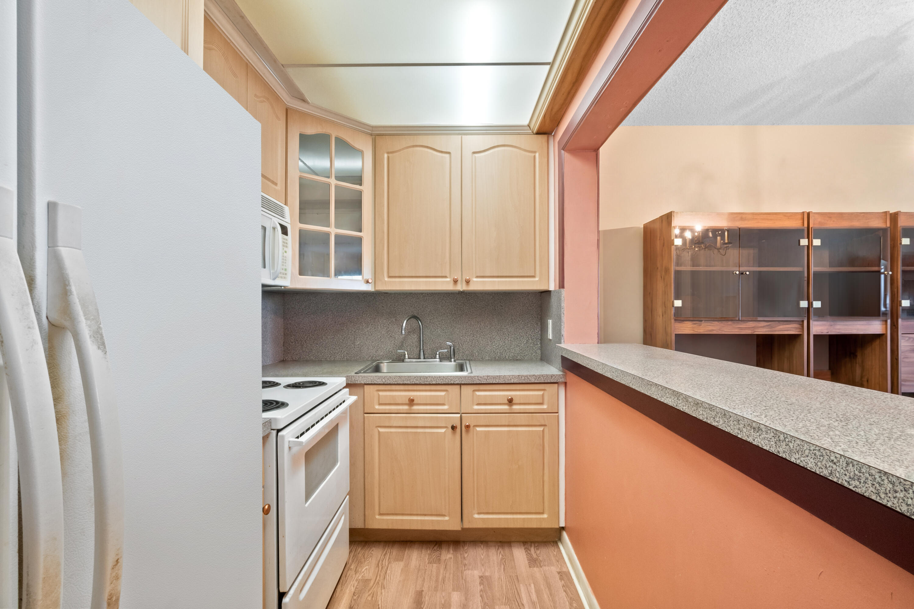 1520 Mckinley Street 215e, Hollywood, FL 33020, Hollywood