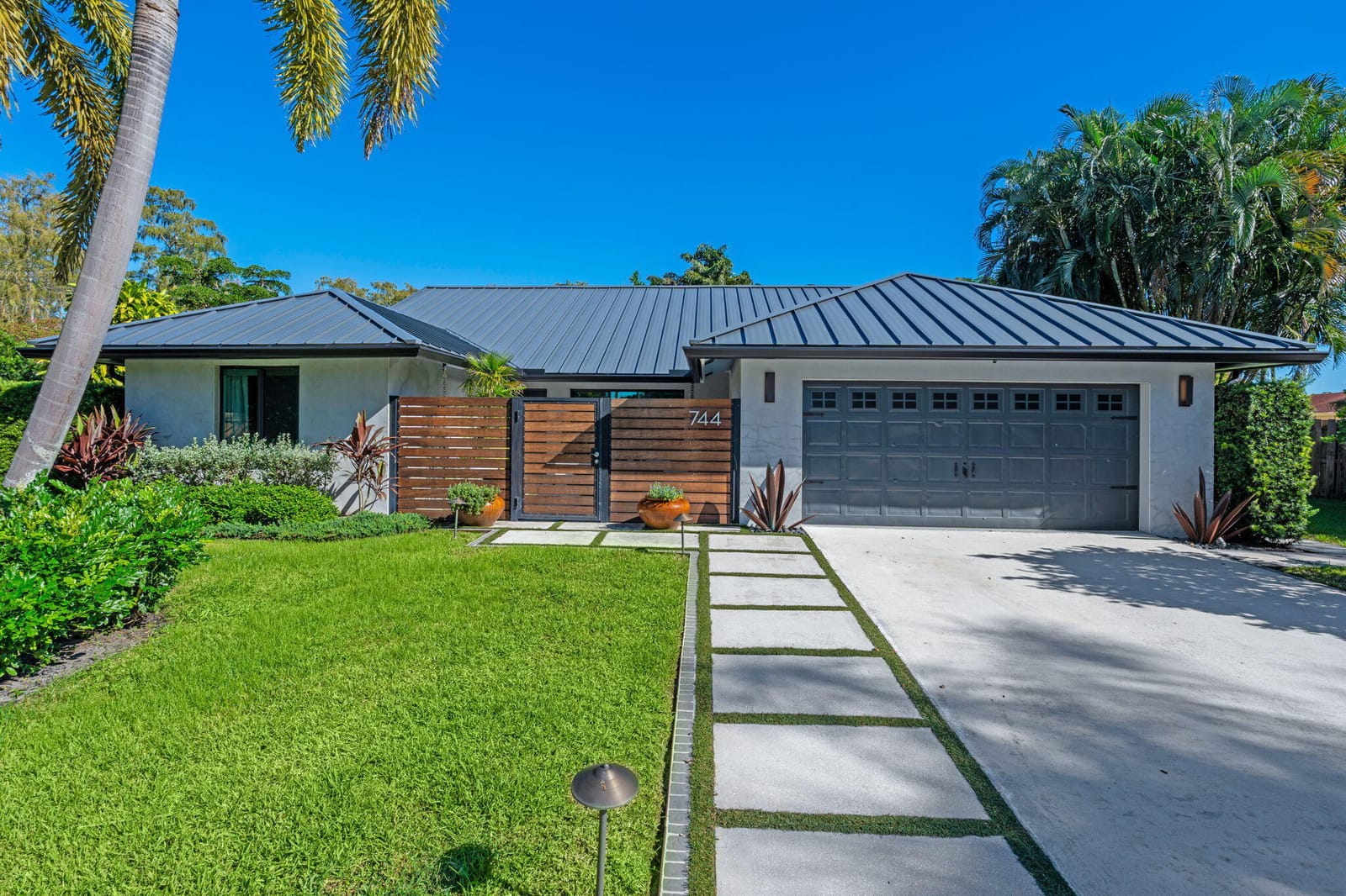 744 Windflower Court, Wellington, FL 33414 photo 1