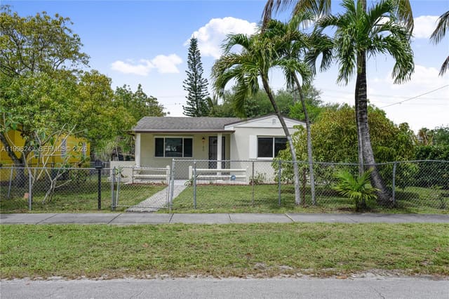180 Seaman Avenue, sold in Plat No 1 Opa Locka, Opa Locka, FL