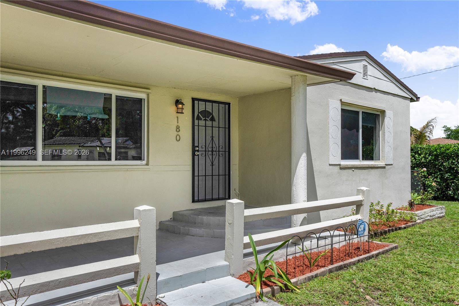 180 Seaman Avenue, Opa-Locka, FL 33054 photo 2