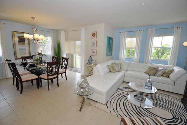 8900 NW 97th Avenue 206, sold in St Maarten At Grand Bay C, Doral, FL