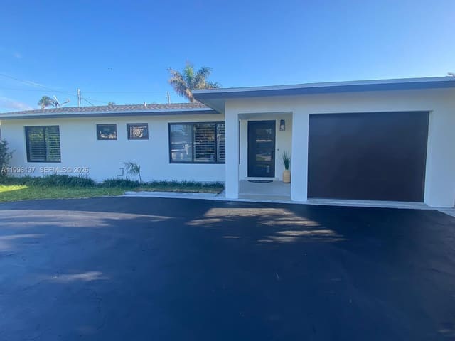 234 Avalon Avenue, Lauderdale-By-The-Sea, FL 33308