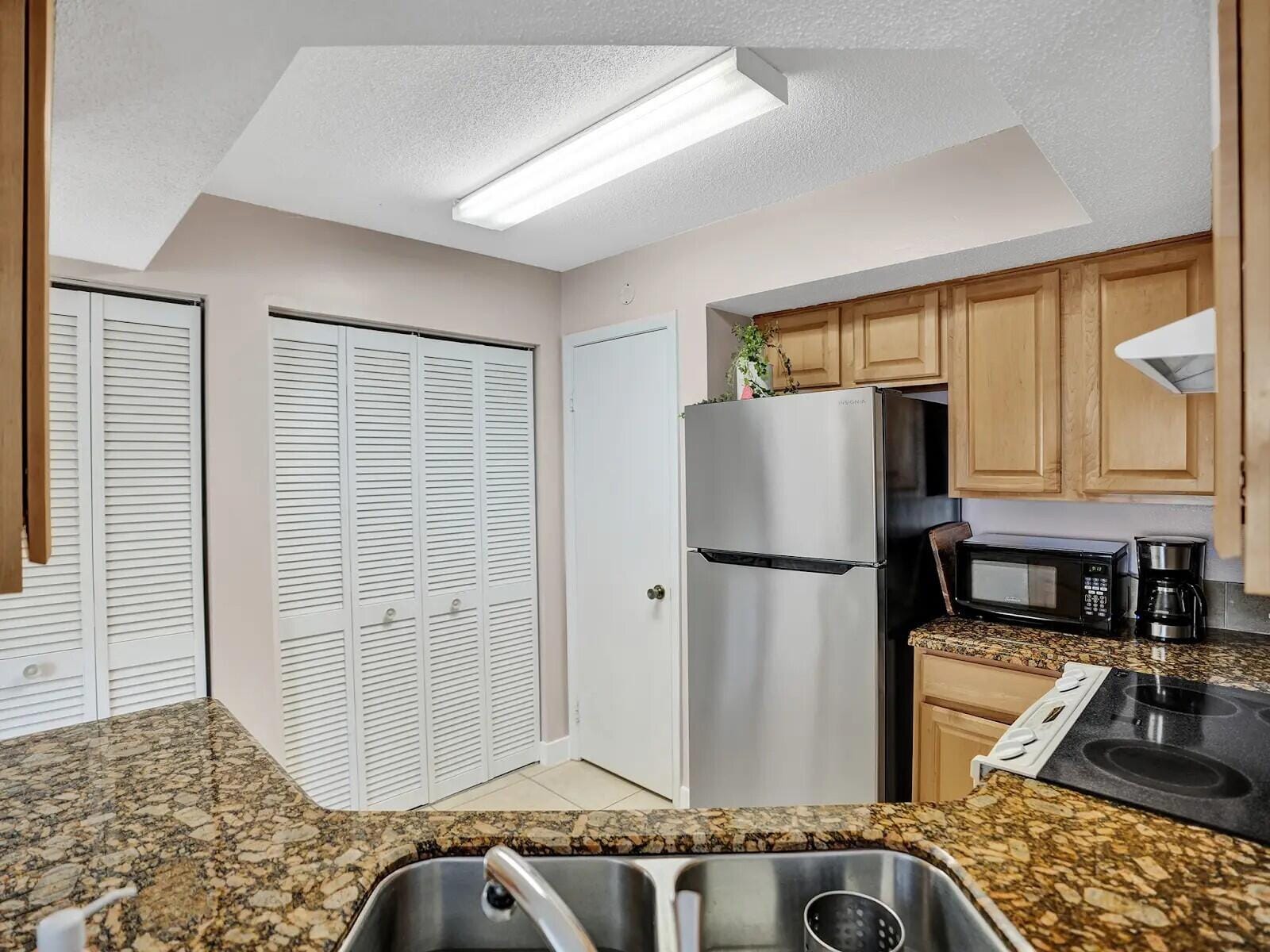 815 W Boynton Beach Boulevard 9-108, Boynton Beach, FL 33426 photo 12