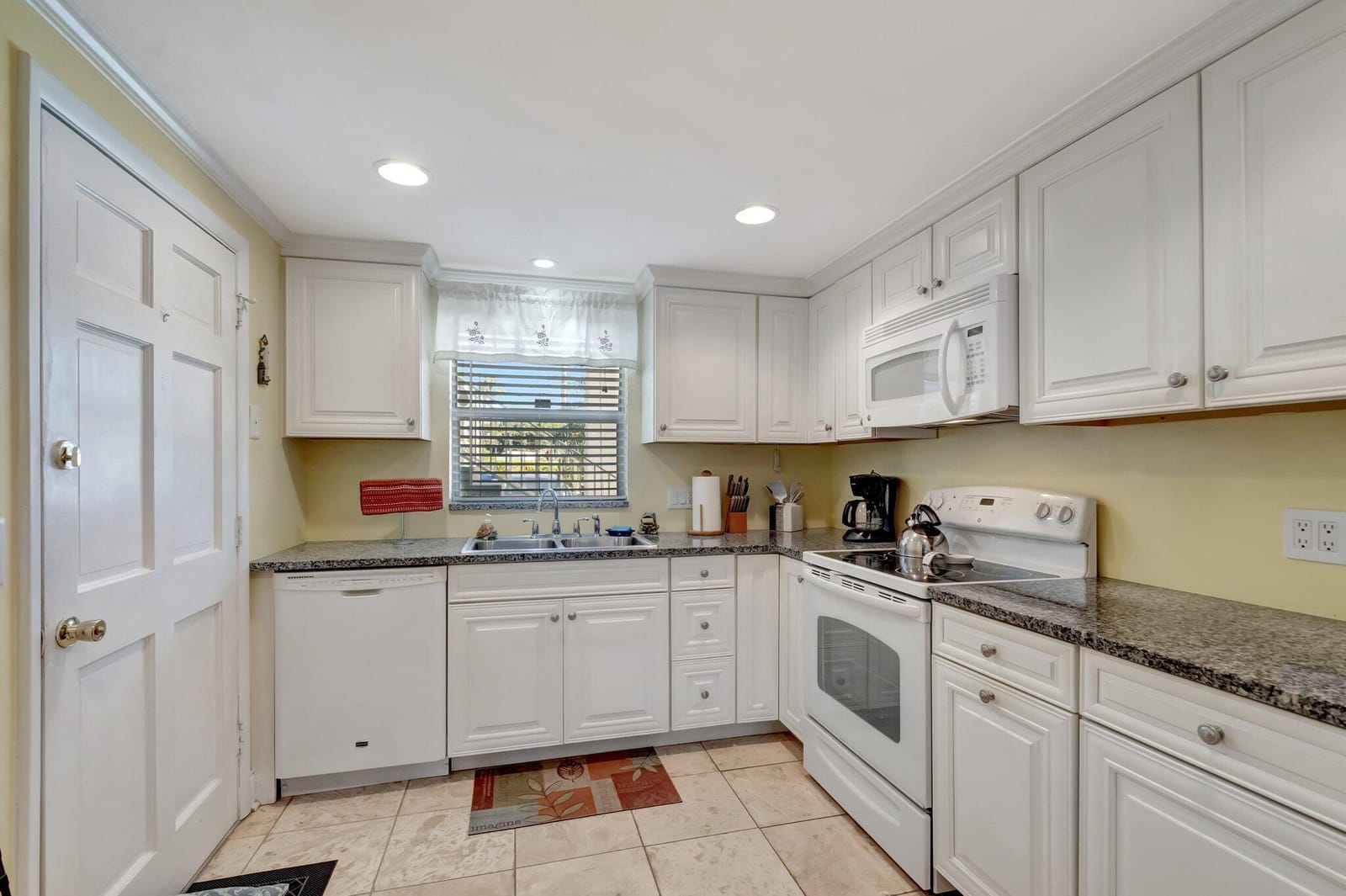 5550 N Ocean Boulevard 107, Ocean Ridge, FL 33435 photo 16