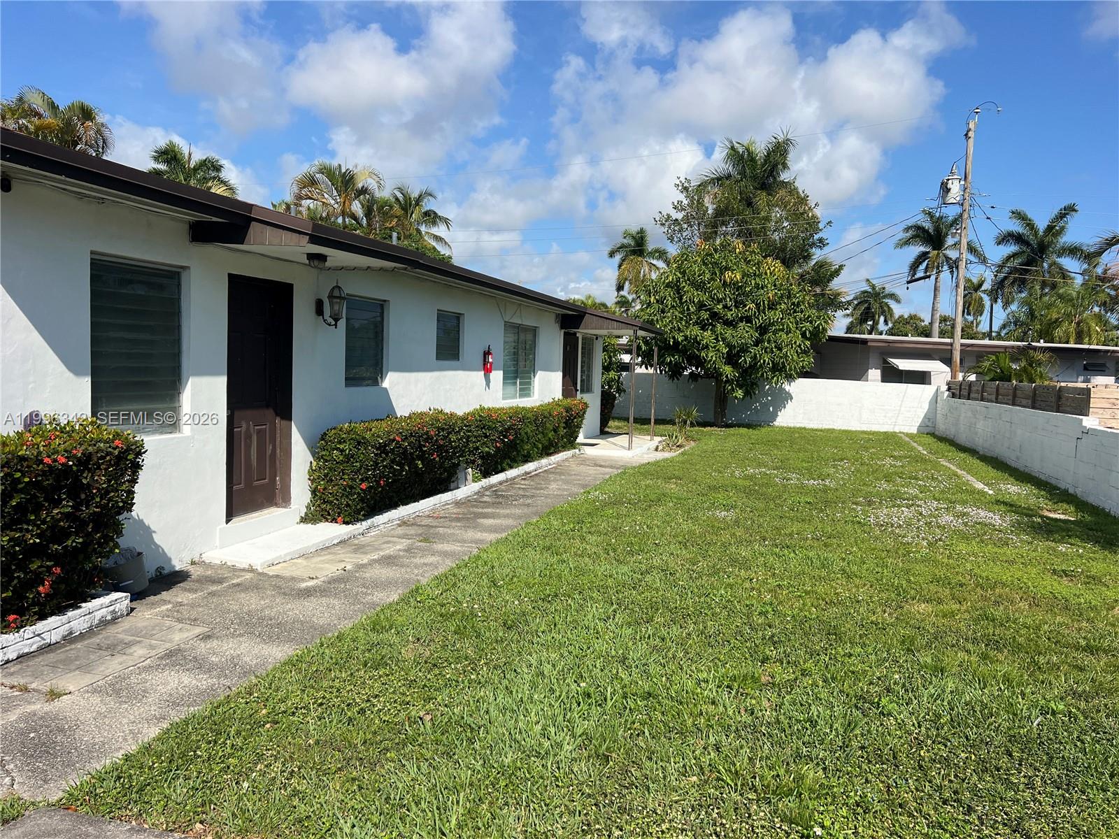 809 NE 2nd Street 2, Hallandale Beach, FL 33009, Hallandale Beach