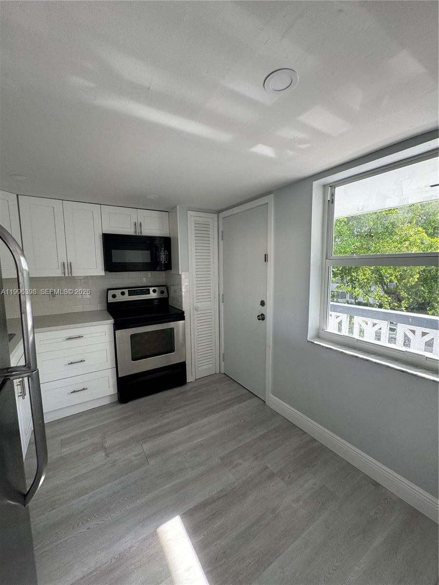 1398 NE 191st Street C305, Miami, FL 33179, Miami