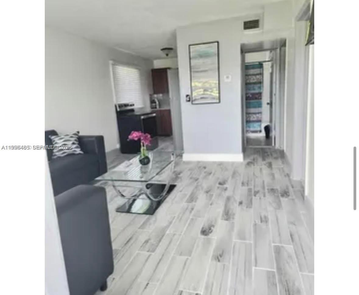 715 NW 7th Avenue 4, Hallandale Beach, FL 33009, Hallandale Beach