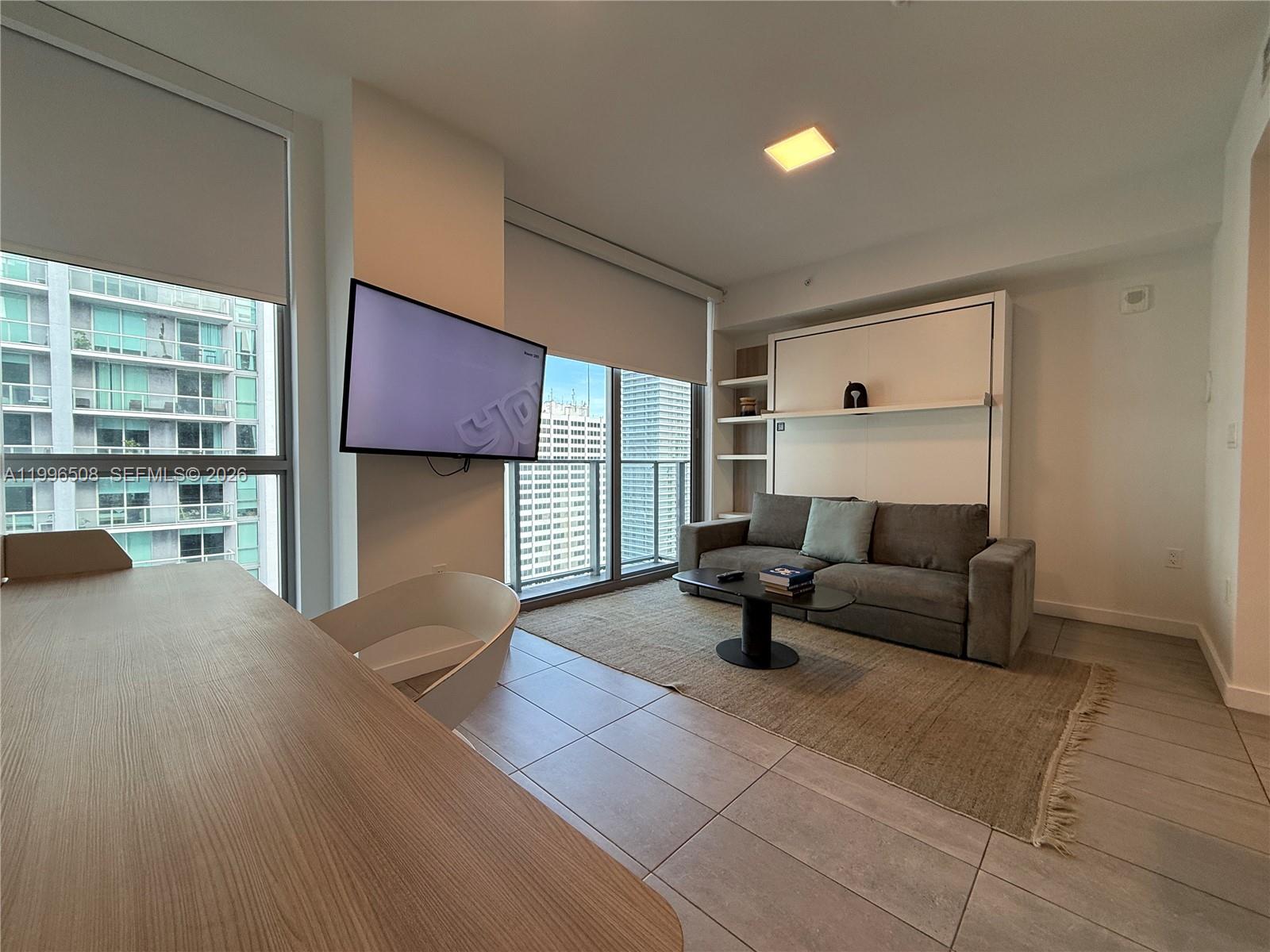 227 NE 2nd Street 2911, Miami, FL 33132, Miami