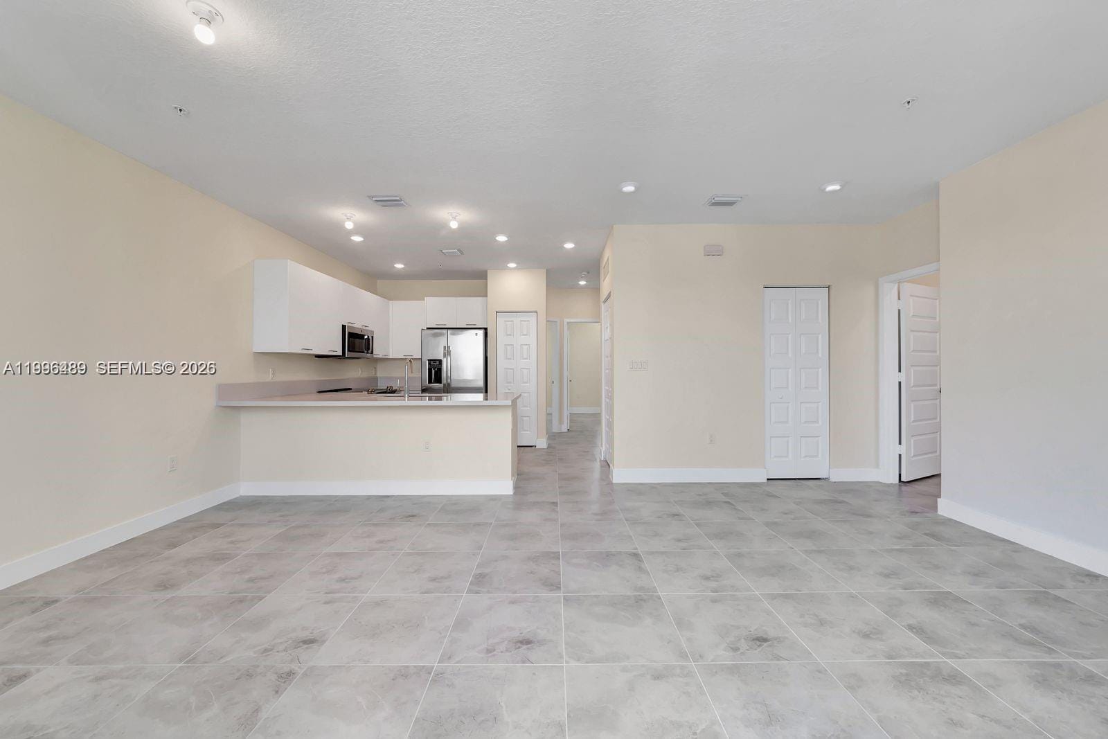 6420 NW 102nd Path 303, Doral, FL 33178 photo 3