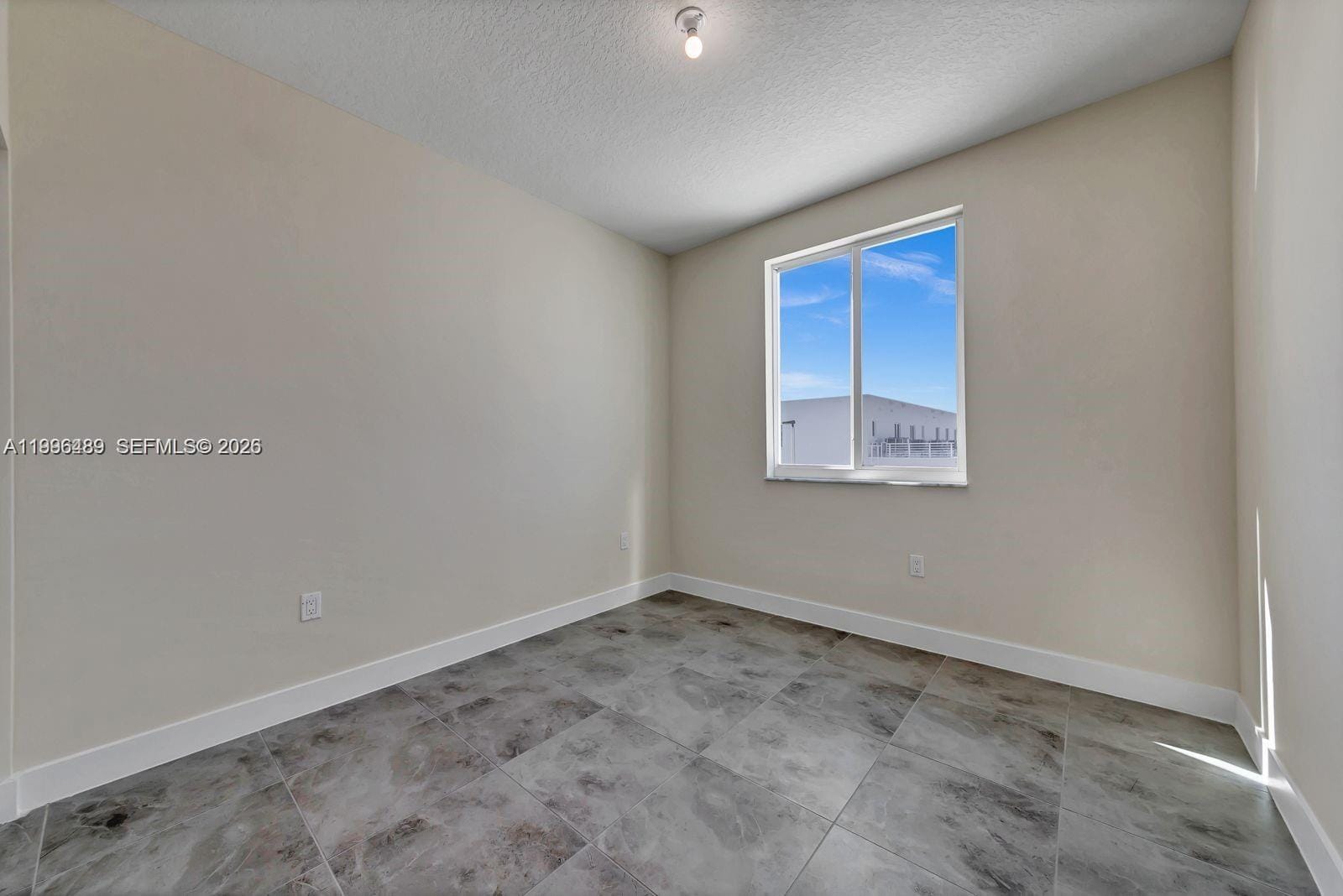 6420 NW 102nd Path 303, Doral, FL 33178 photo 5