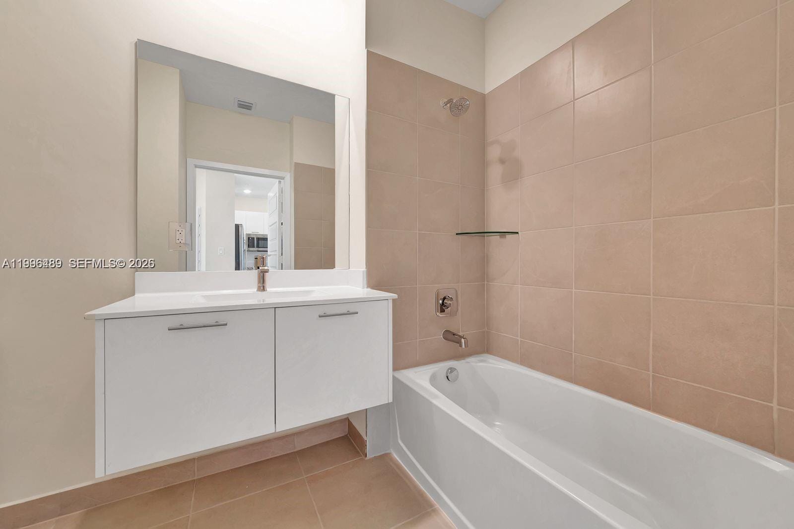 6420 NW 102nd Path 303, Doral, FL 33178 photo 7
