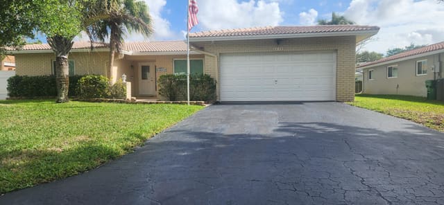 8478 NW 14th Court, sold in Ramblewood, Coral Springs, FL
