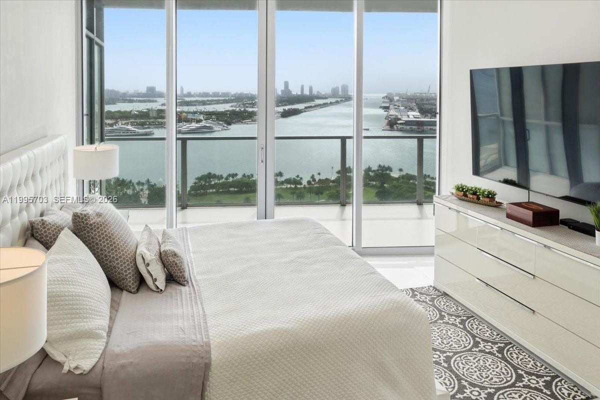 1100 Biscayne Boulevard 2902, Miami, FL 33132 photo 12