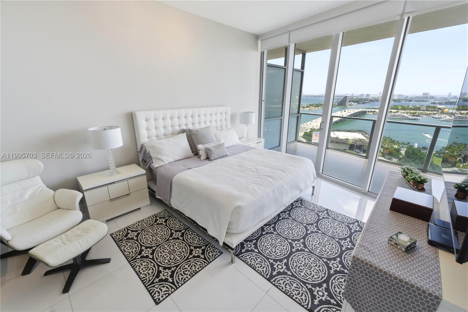 1100 Biscayne Boulevard 2902, Miami, FL 33132 photo 14