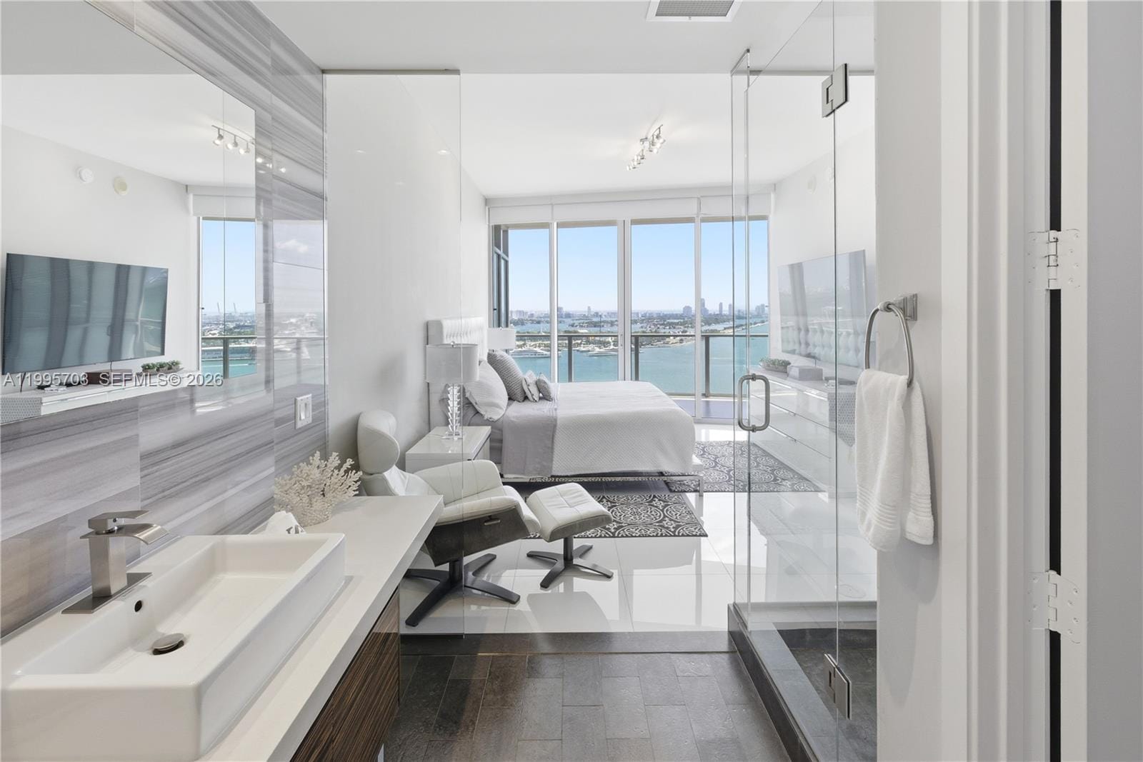1100 Biscayne Boulevard 2902, Miami, FL 33132 photo 15