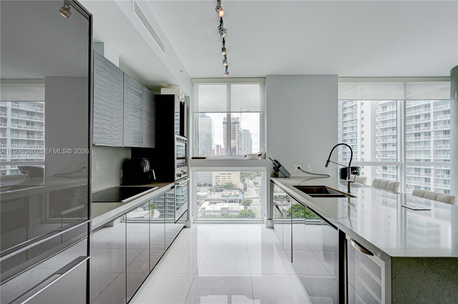 1080 Brickell Avenue 1801 — photo 3