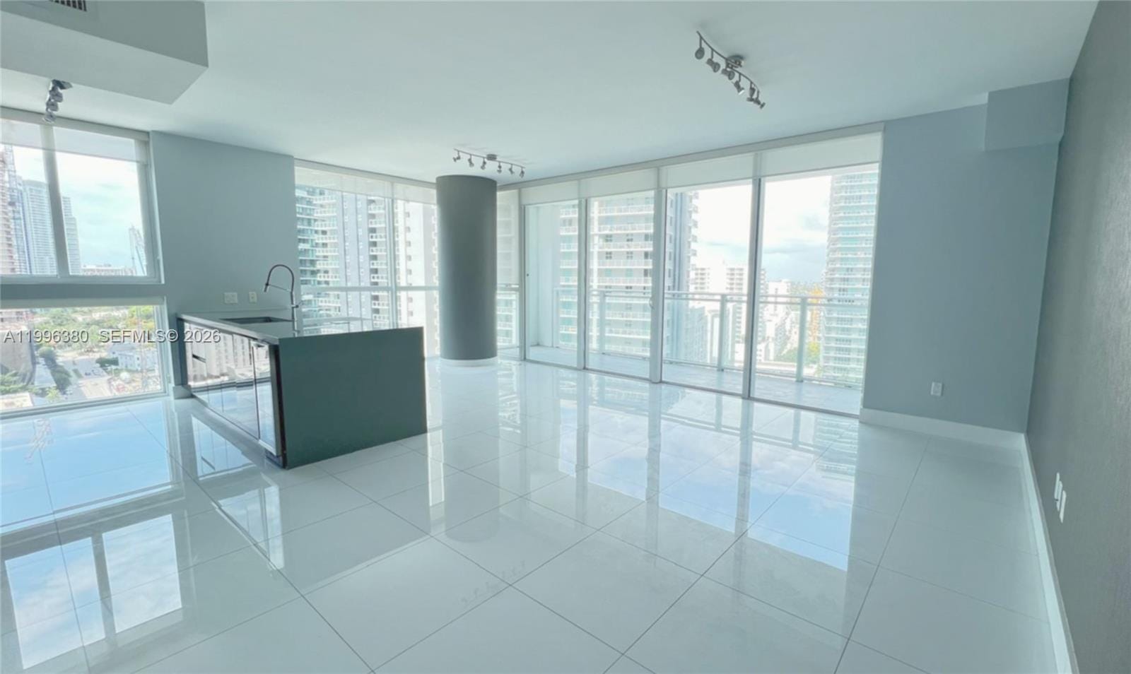 1080 Brickell Avenue 1801 — photo 8