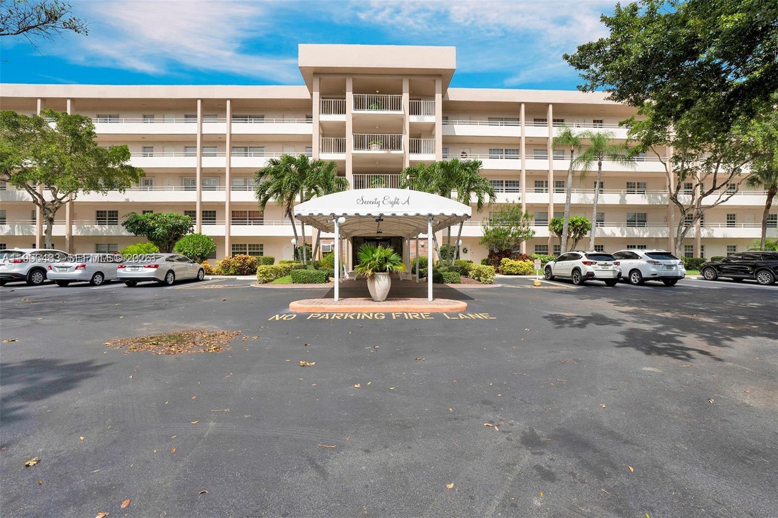 3970 Oaks Clubhouse Drive 302, Pompano Beach, FL 33069, Pompano Beach