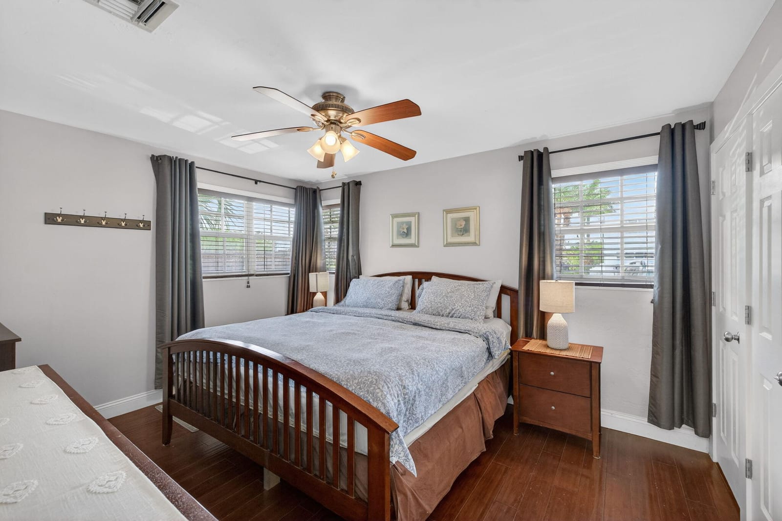 4532 Poinciana Street, Lauderdale-By-The-Sea, FL 33308 photo 13