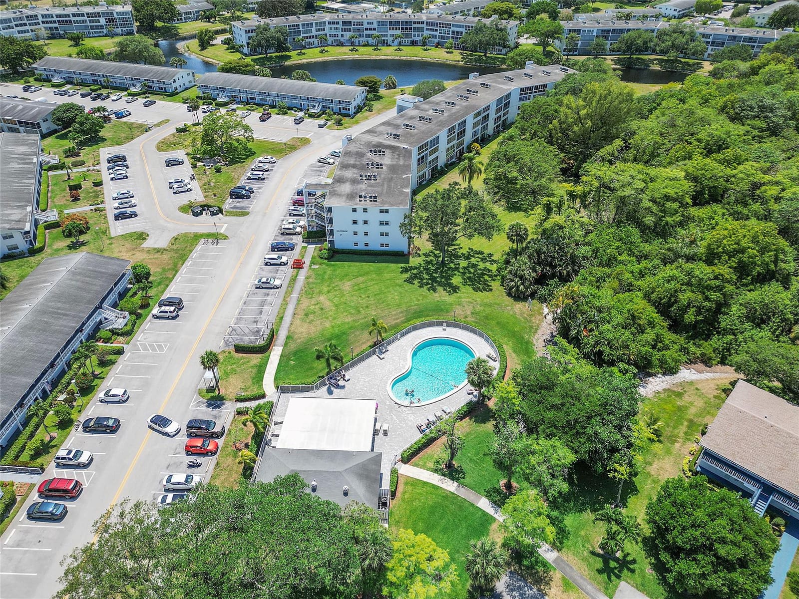 190 Oakridge M, Deerfield Beach, FL 33442 photo 28