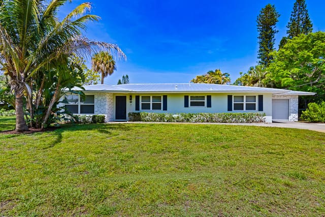 381 SE Edgewood Drive, sold in St Lucie Park, Stuart, FL