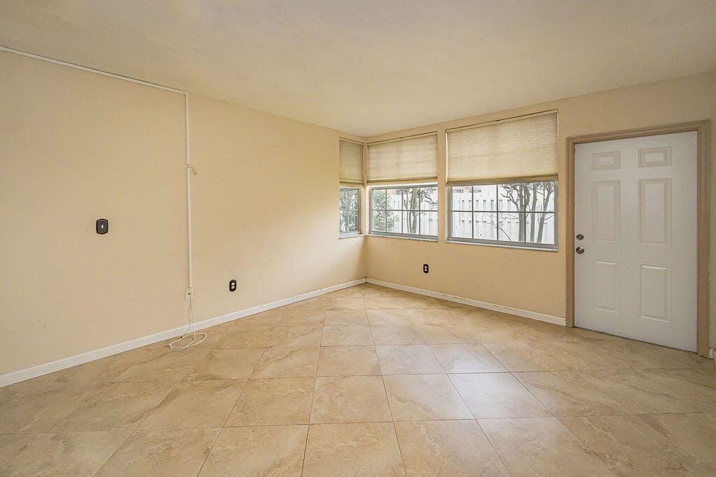 1501 Palm Beach Trace Drive, Royal Palm Beach, FL 33411 photo 19