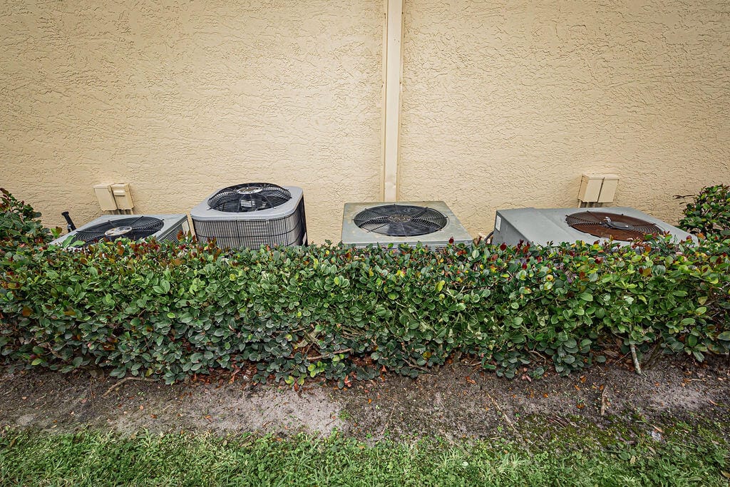 1501 Palm Beach Trace Drive, Royal Palm Beach, FL 33411 photo 7
