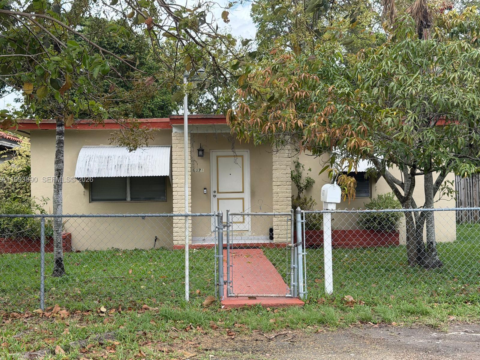 6371 SW 34th Street, Miami, FL 33155, Miami