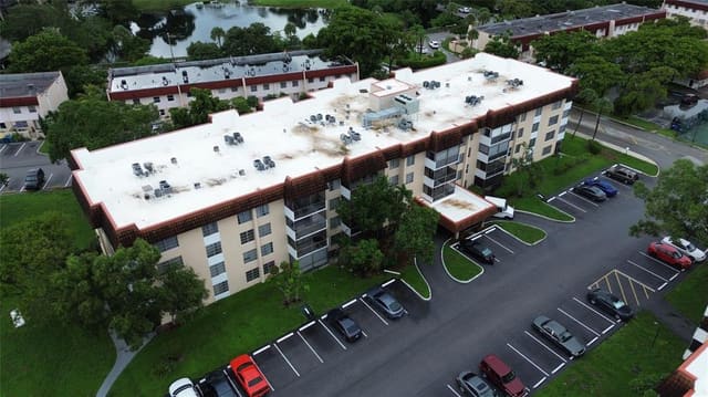 4152 Inverrary Drive 202, Lauderhill, FL 33319