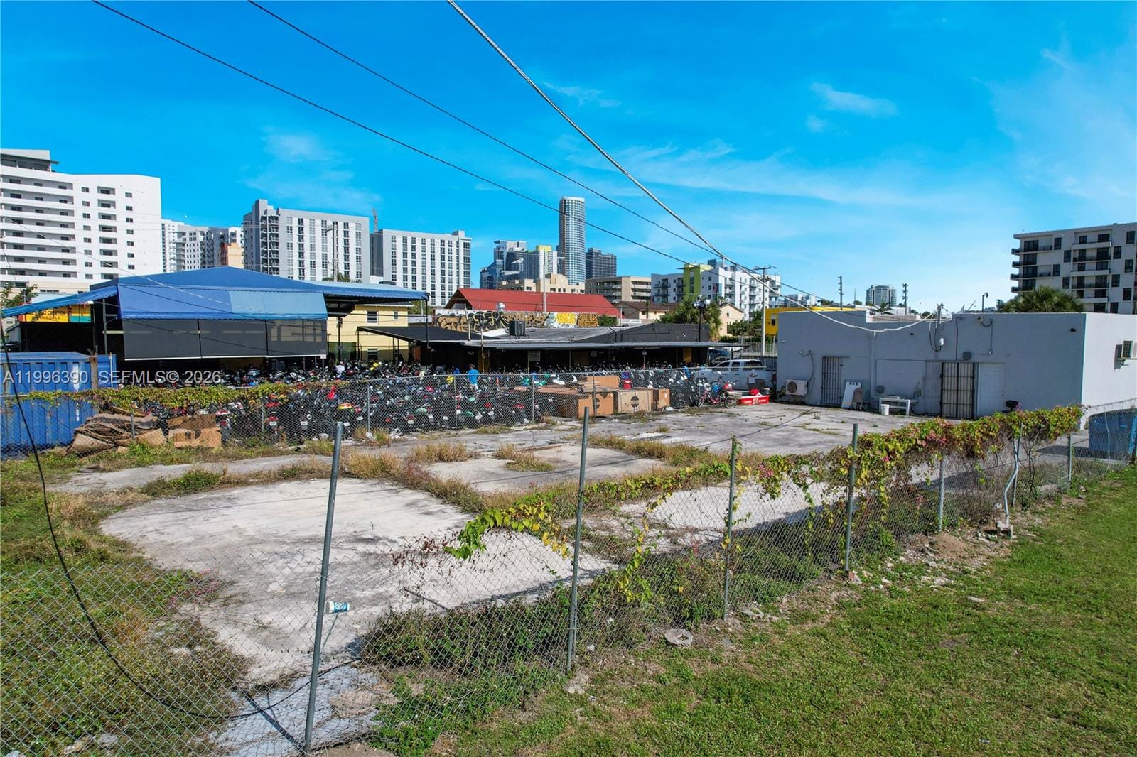 727 W Flagler Street — photo 2