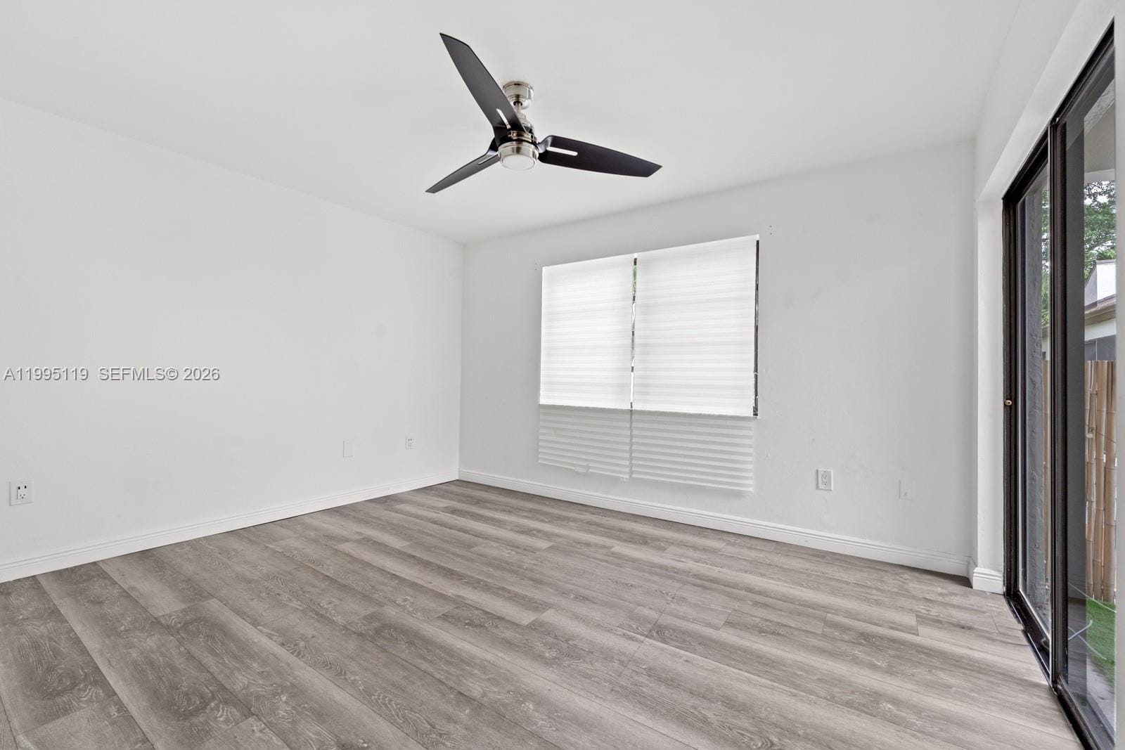 2987 Bird Avenue — photo 4