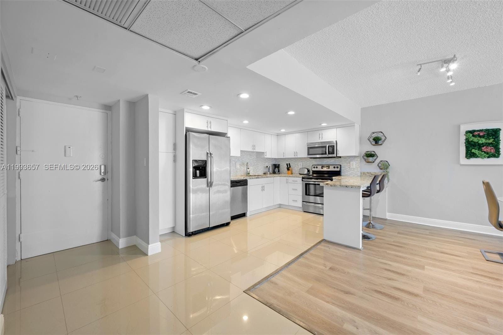 19370 Collins Avenue 225 — photo 12