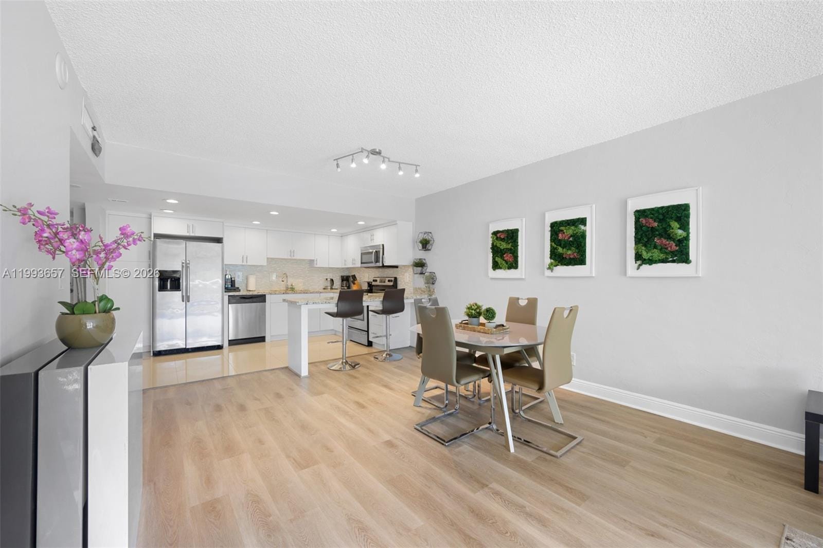19370 Collins Avenue 225 — photo 9