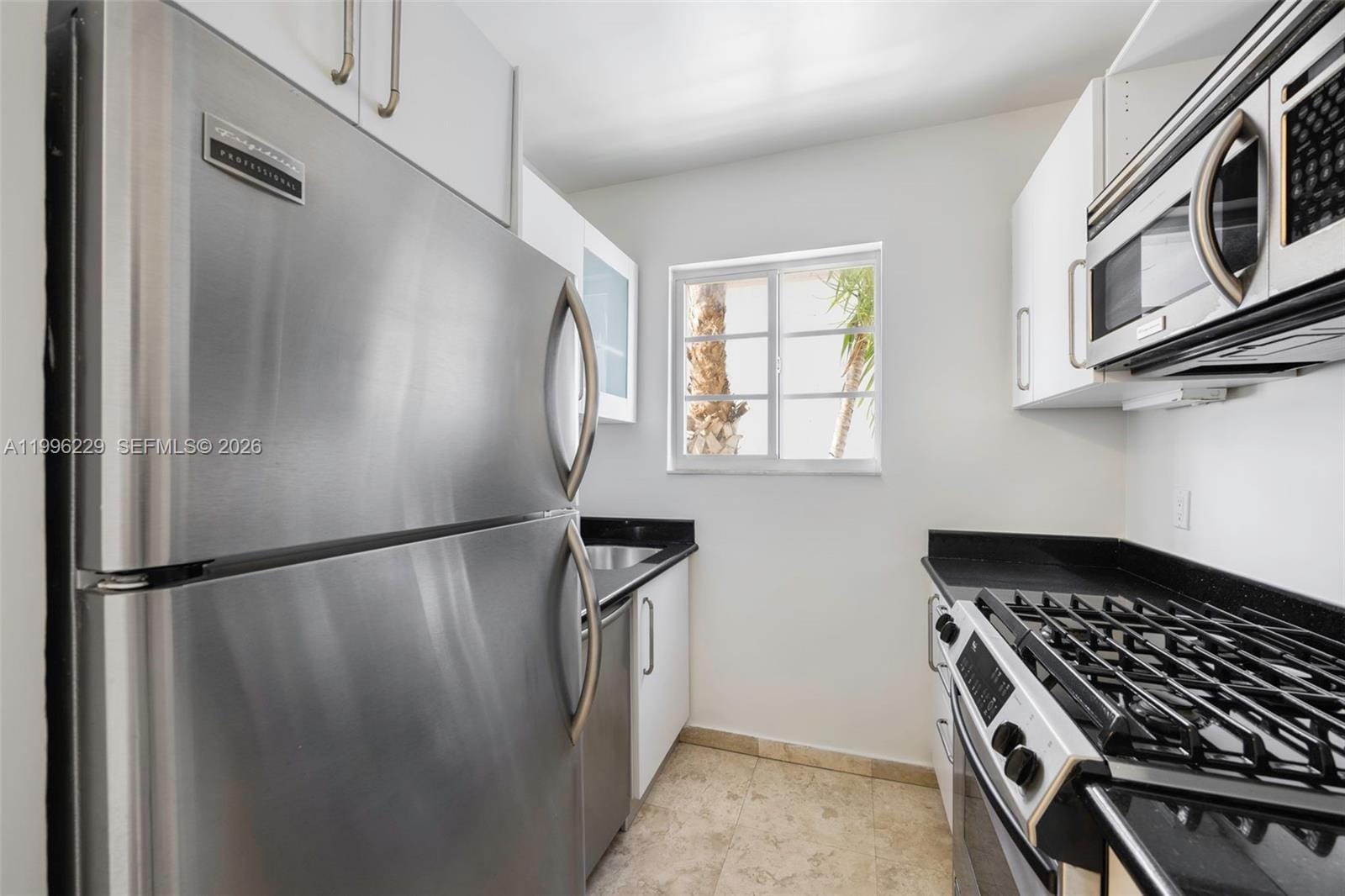 3915 N Meridian Avenue 201, Miami Beach, FL 33140 photo 25