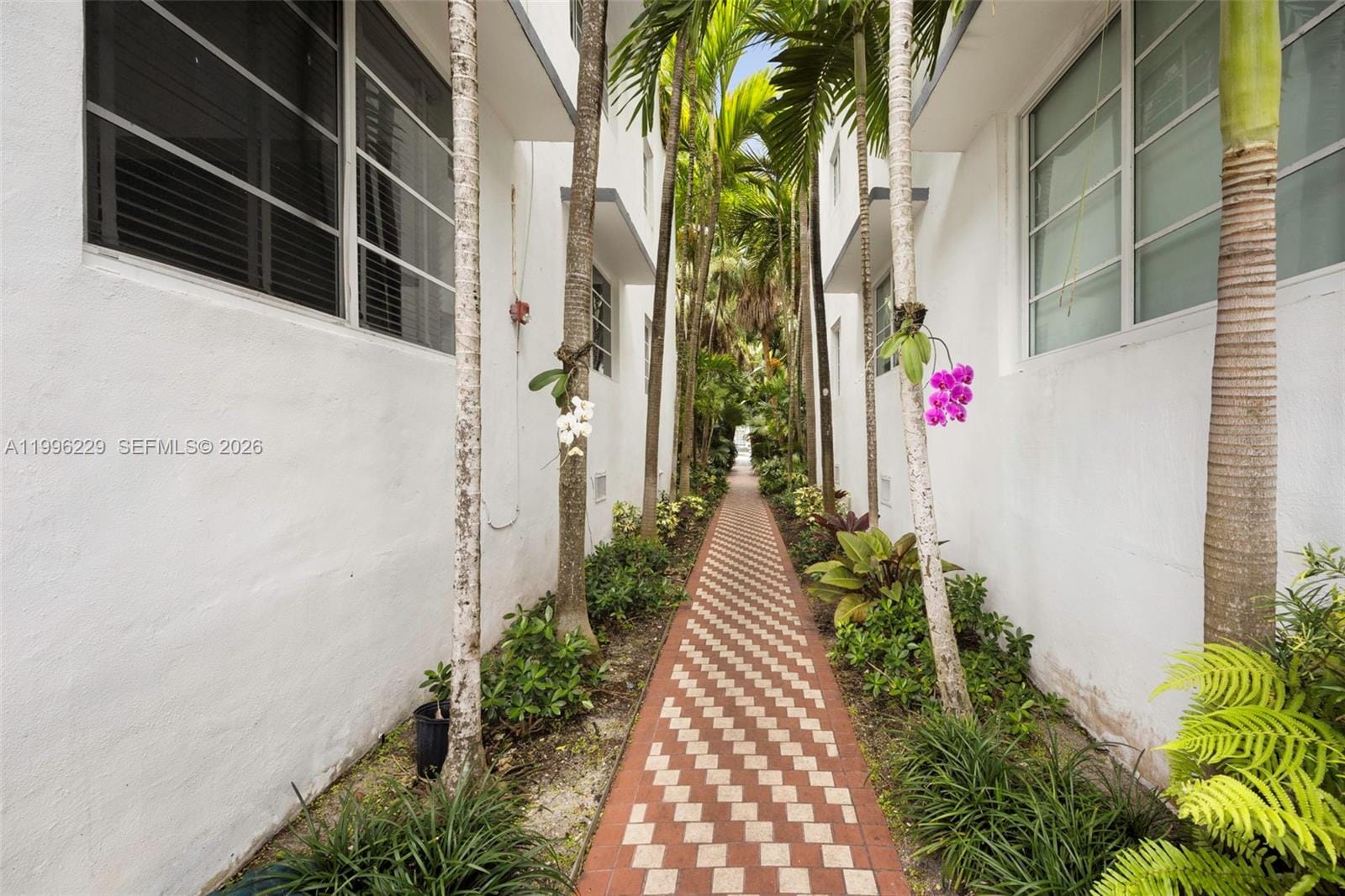 3915 N Meridian Avenue 201, Miami Beach, FL 33140 photo 5