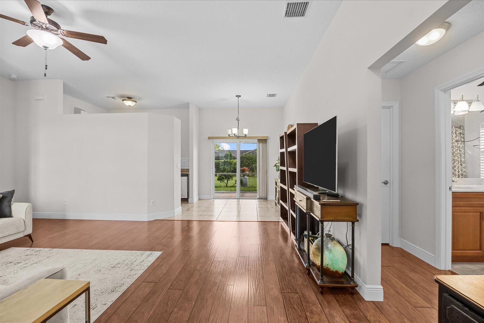 961 SW Consolata Avenue — photo 3