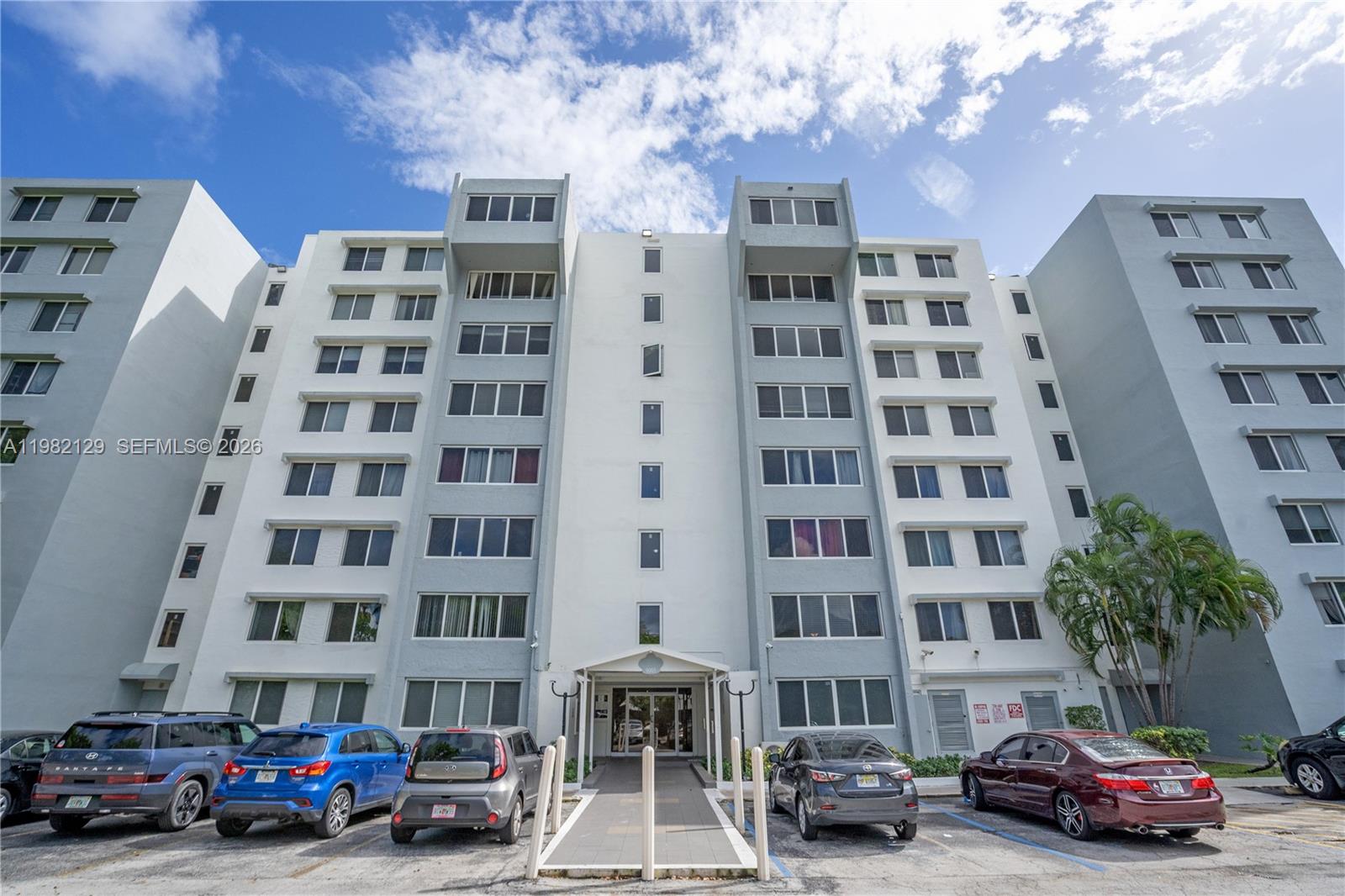 9001 SW 77th Avenue C402, Miami, FL 33156, Miami