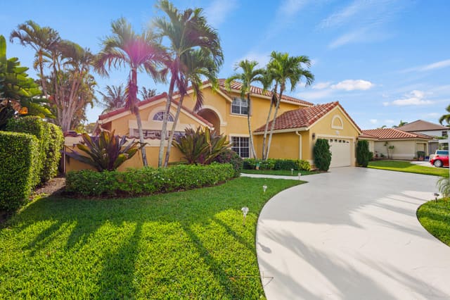 5597 Descartes Circle, sold in Rainbow Lakes Tr A, Boynton Beach, FL