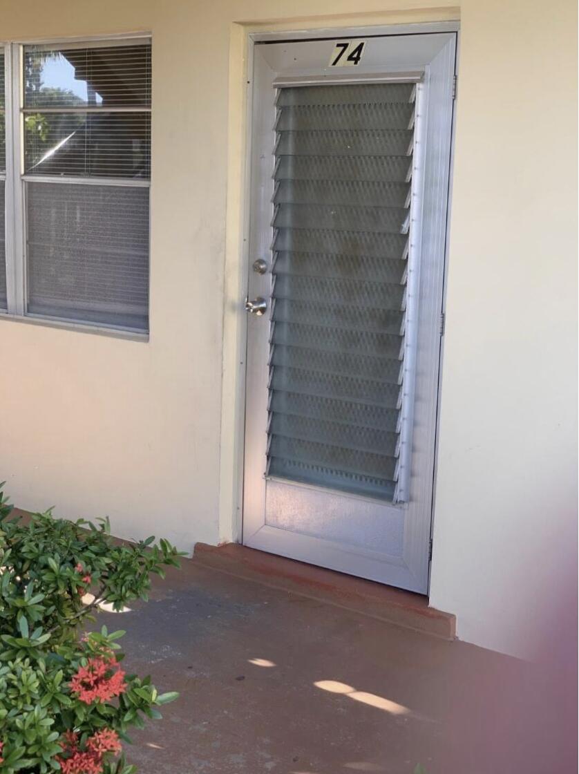 74 Sheffield D, West Palm Beach, FL 33417, West Palm Beach