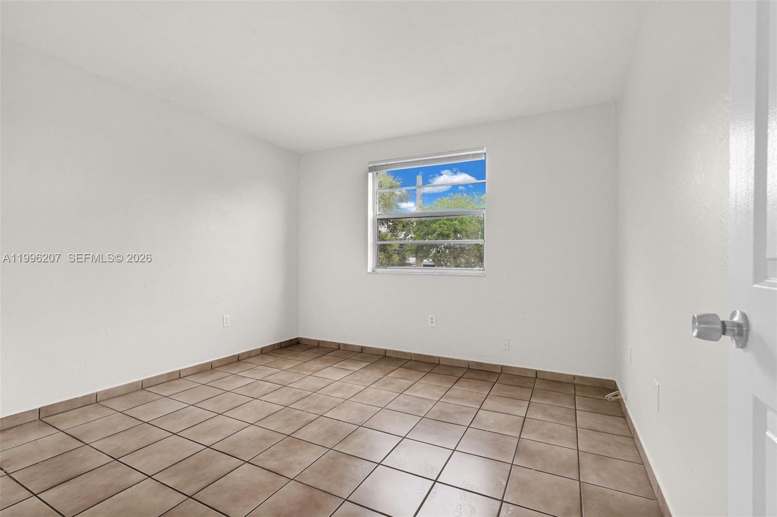 4655 Palm Avenue 205, Hialeah, FL 33012 photo 12