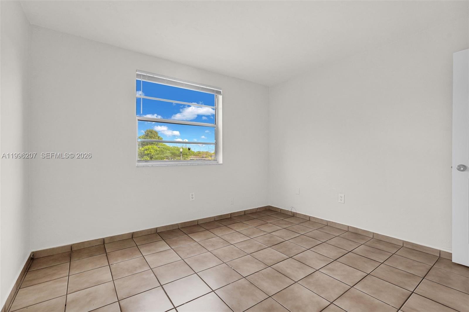 4655 Palm Avenue 205, Hialeah, FL 33012 photo 13
