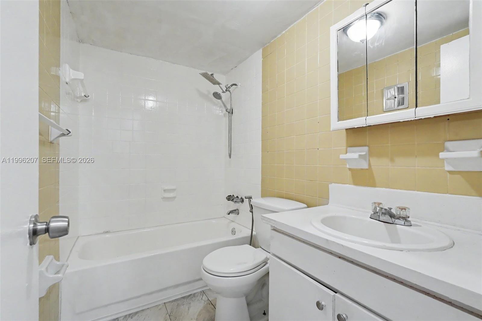 4655 Palm Avenue 205, Hialeah, FL 33012 photo 27