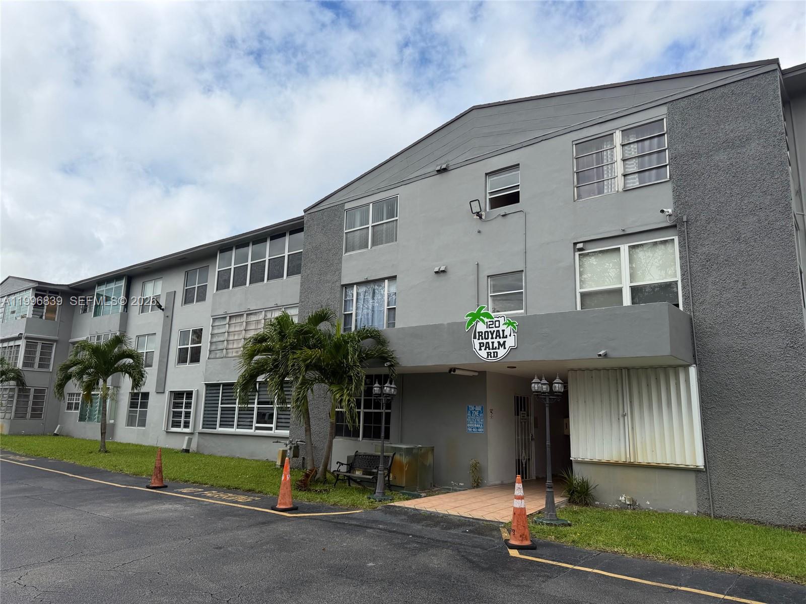 120 Royal Palm Road 301, Hialeah Gardens, FL 33016, Hialeah Gardens