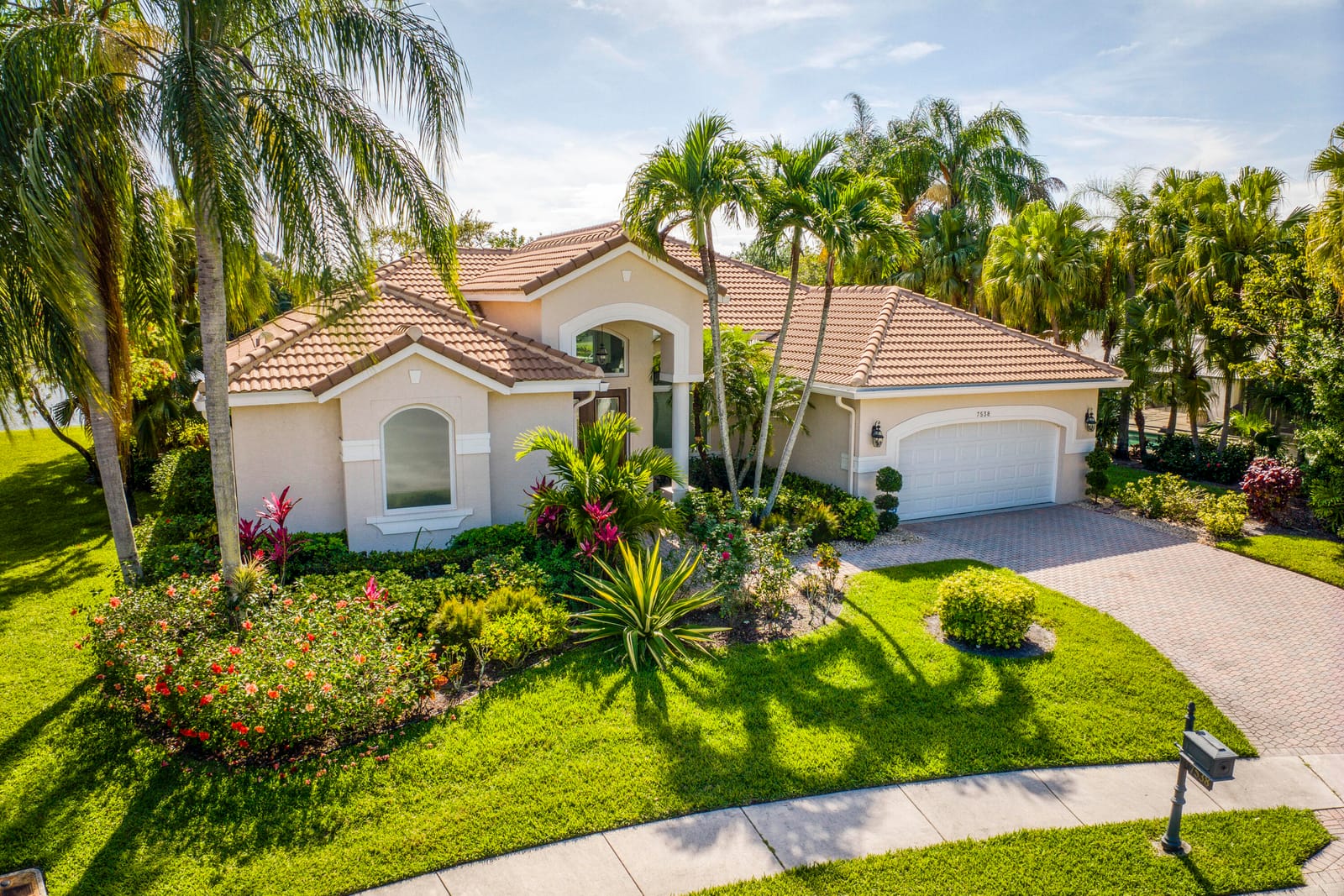 7538 Northport Drive, Boynton Beach, FL 33472 photo 2