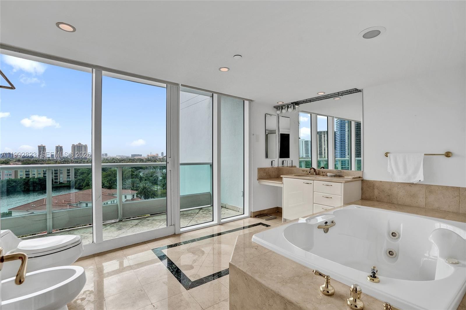 19955 NE 38th Court 1002, Aventura, FL 33180 photo 16