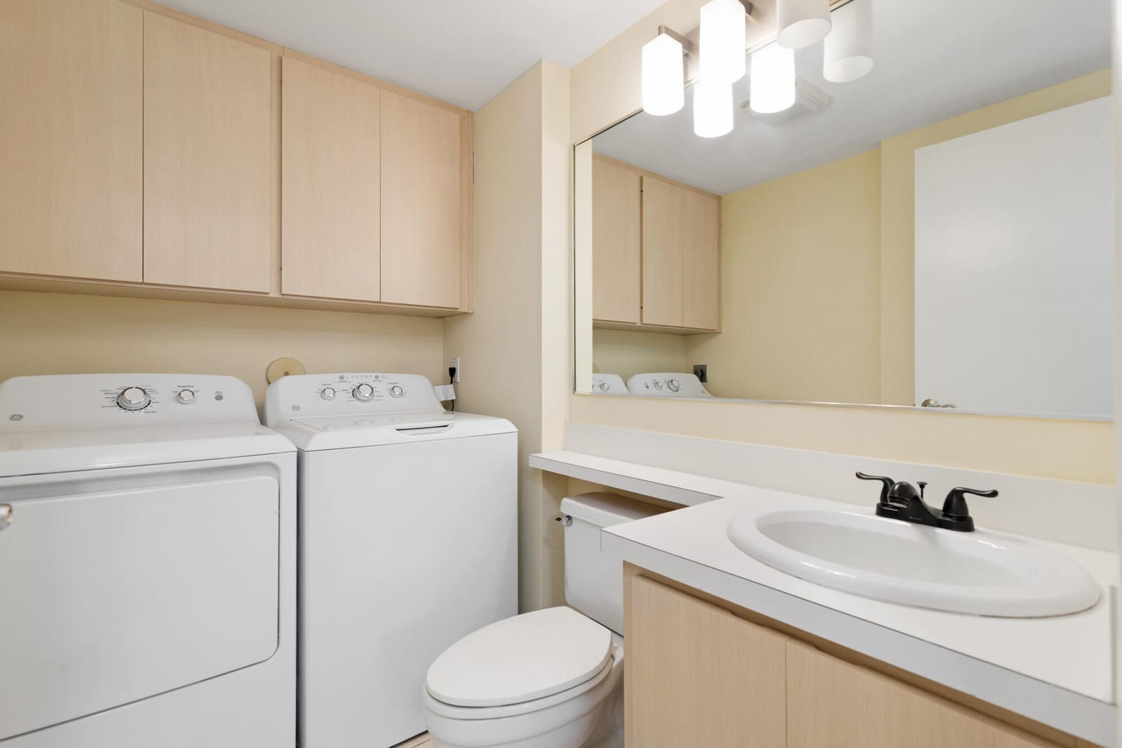 8142 Bridgewater Court 42c — photo 11